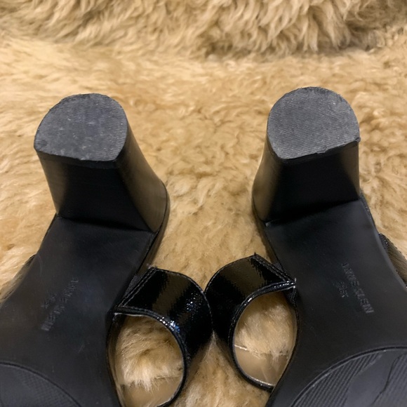 Anne Klein iflex patent mules with gold accents. Manmade materials. US 7. EUC. - Picture 5 of 8